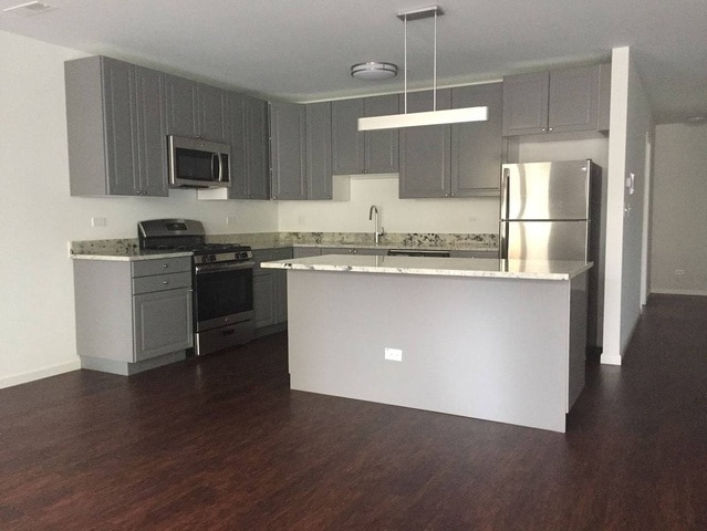 Floorplan - 5524-5526 S. Everett Avenue