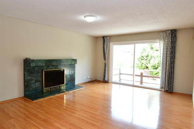 Building Photo - 2756 Comstock Cir