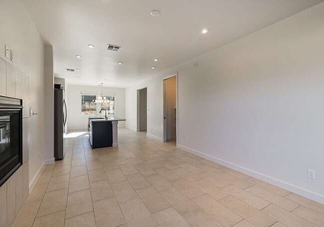 Building Photo - Cerro Del Norte NEW CONSTRUCTION IN SANTA FE