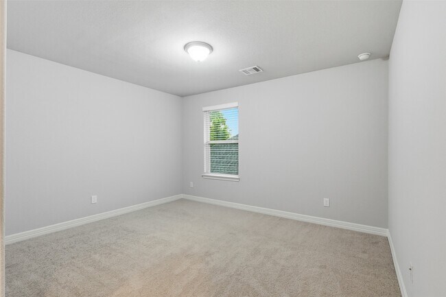 Building Photo - 119 Buttonwood Ct