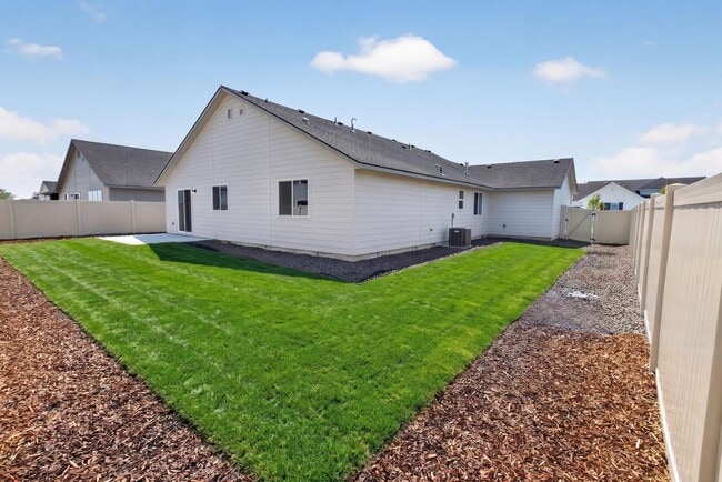 Building Photo - 8334 E Cool River Lp
