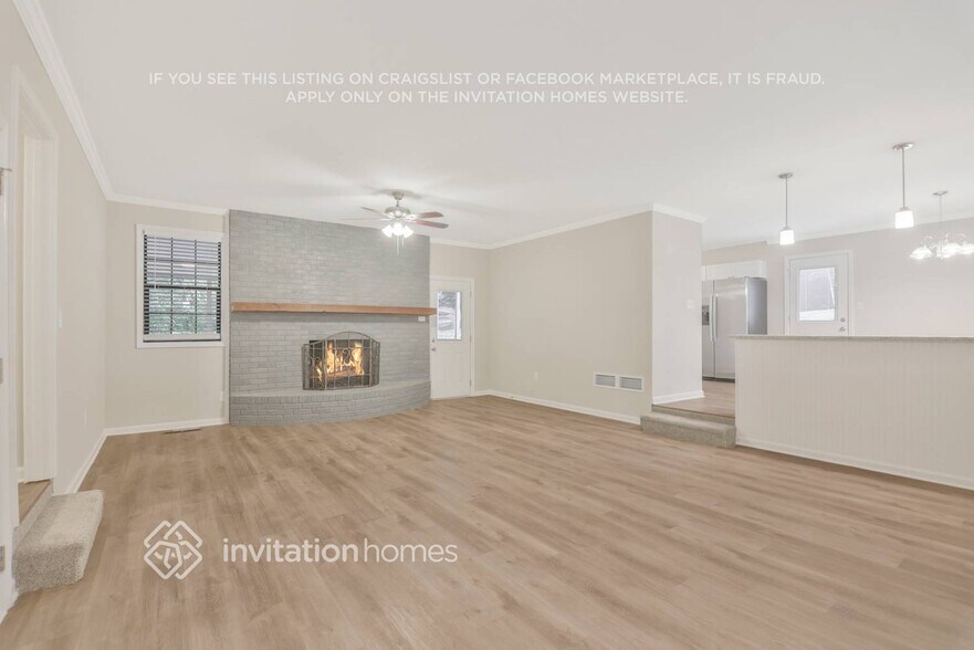 Building Photo - 2811 Dunwood Ln