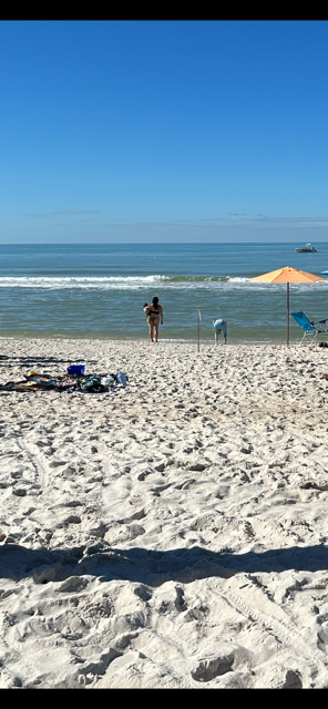 Vanderbilt Beach 30 miles away - 6023 Ellerston Way