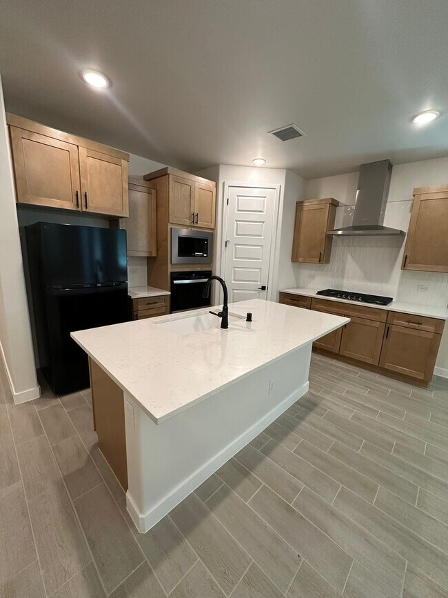 Building Photo - 1471 Cabin Creek Ave