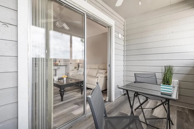 Building Photo - 1400 Gandy Blvd N