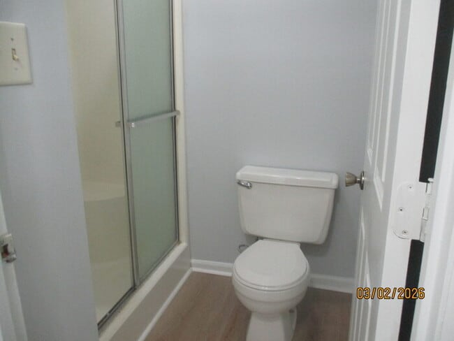 Building Photo - 107 Carriage House Dr