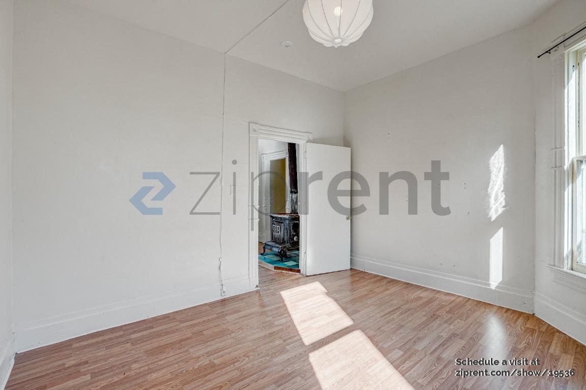 Building Photo - 965 56th St