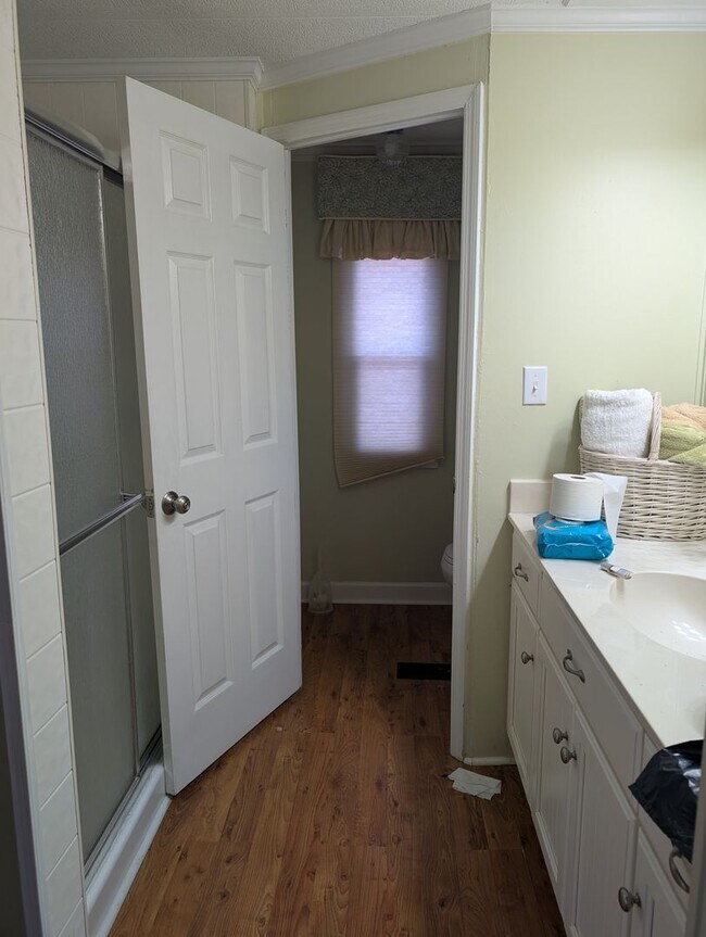 Building Photo - 1019 Riser Rd