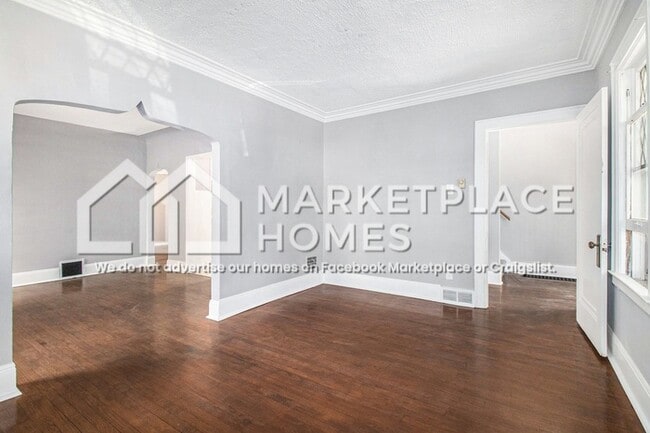 Building Photo - 14838 Griggs Ave