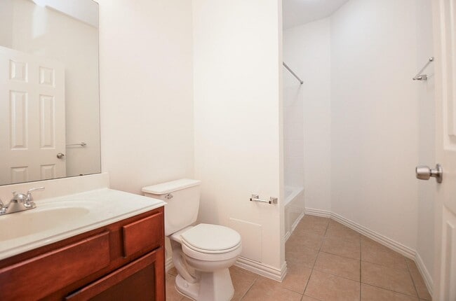 Building Photo - 7038 Cornflower Ln