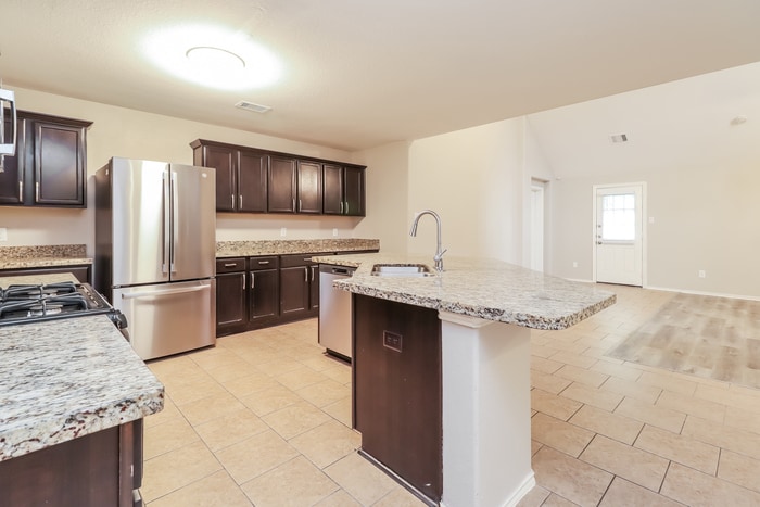 Building Photo - 19194 Shire Horse Blvd