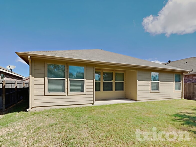 Building Photo - 525 Beechgrove Terrace