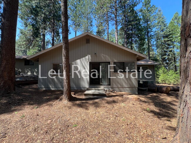Building Photo - 4844 Golden St