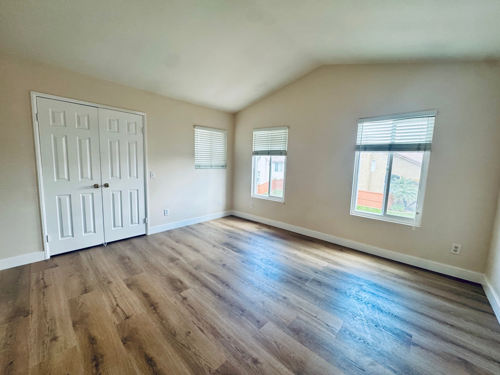 Main Bedroom - 2834 Rolling Meadow Dr