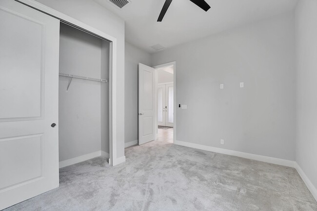 Building Photo - 12582 Nautilus Cir