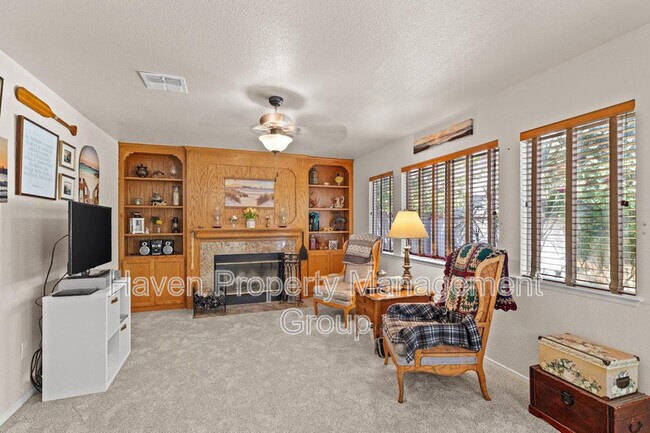 Building Photo - 2866 Valcourt Way