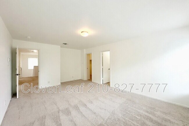Building Photo - 7435 Circle Farm