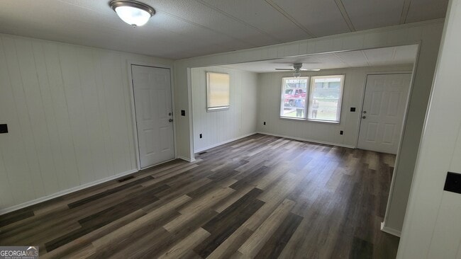 Building Photo - 114 Randall Ave