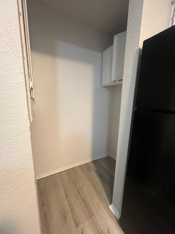 Building Photo - 4420 Saturn Rd