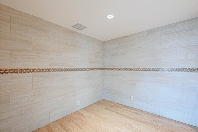 Building Photo - 2001 Holcombe Blvd