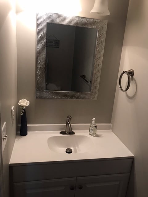 Powder Room - 614 3rd Ave S