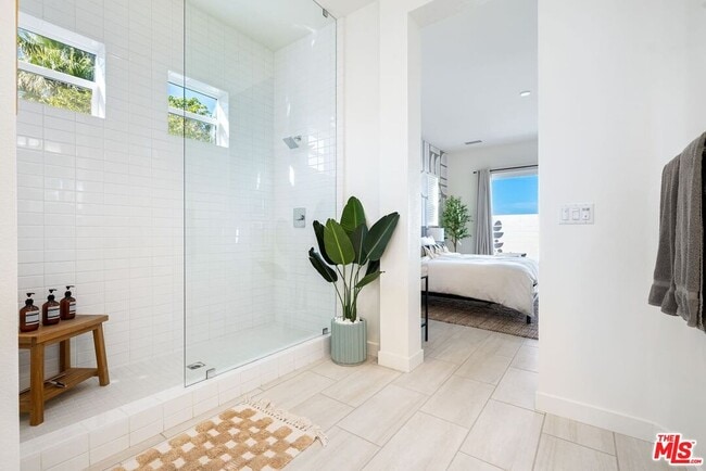 Building Photo - 1605 Candela Ct