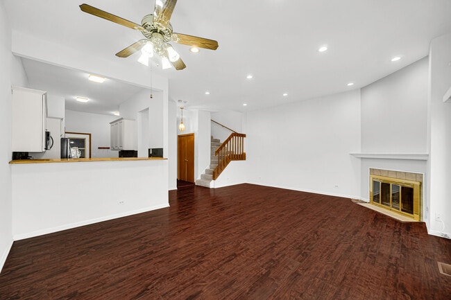 Building Photo - 1017 Arbor Ct