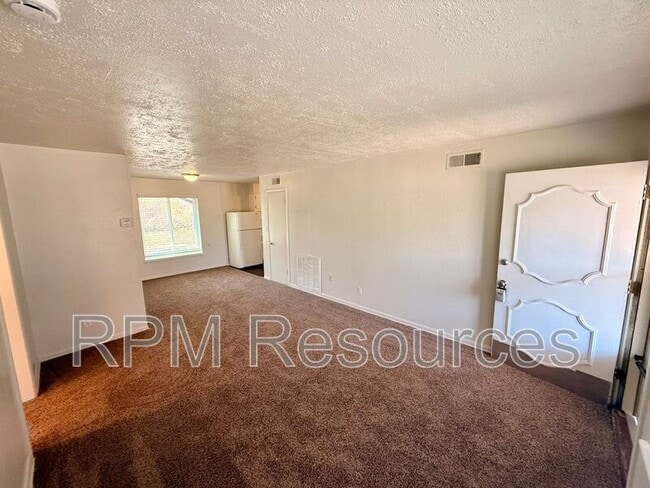 Building Photo - 4416 NW 44th St