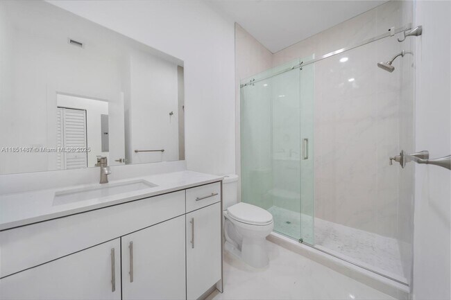 Building Photo - 15620 NW 39th Ct