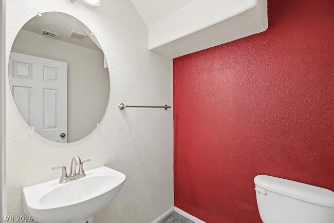 Building Photo - 9315 Quiet Mist Ct