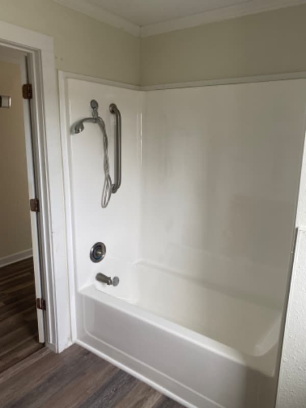 Building Photo - 5635 Leon St