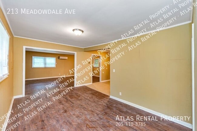 Building Photo - 213 Meadowdale Ave