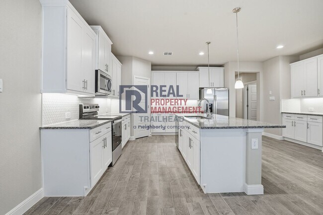 Building Photo - Modern Single-Story Home with Open Living Design