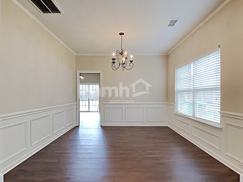 Building Photo - 3722 Green Pasture Rd