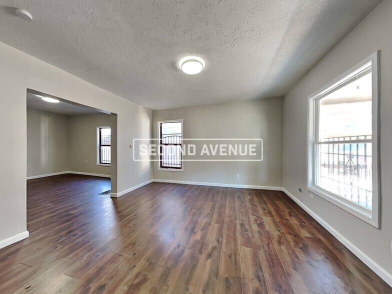Building Photo - 2612 Bales Ave
