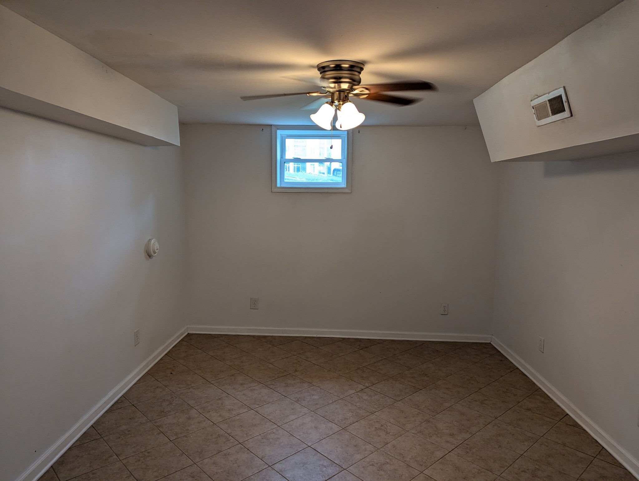 Building Photo - 997A Dozier Pl