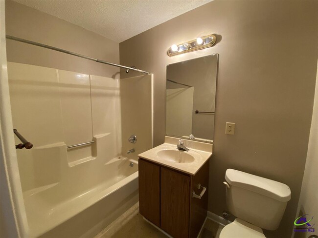 Building Photo - 232 Tallulah Trail