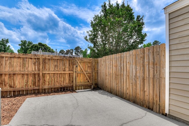 Building Photo - 4680 Brookwood Ln