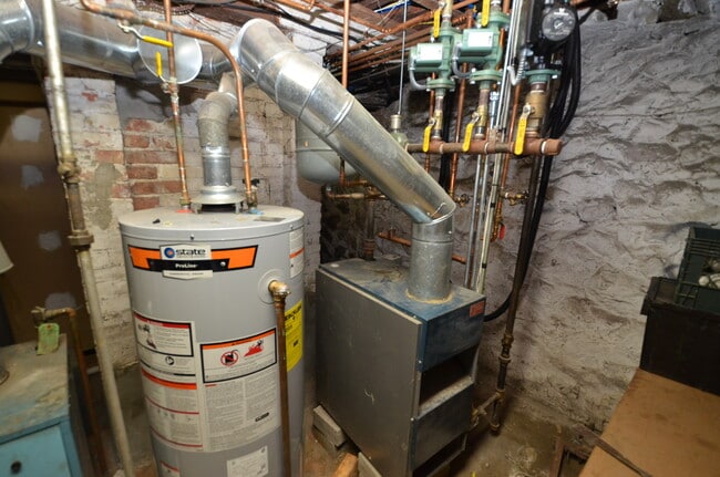 Building Photo - 51-2 North Ave