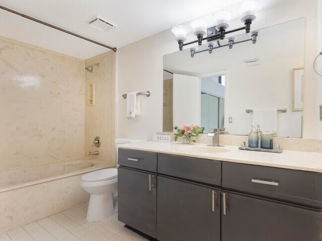 Building Photo - 5933 Golden Eagle Cir