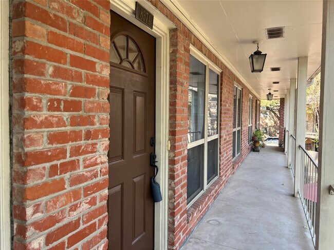 Building Photo - 837 Wax Myrtle Ln