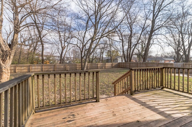 Building Photo - 2310 N 5th St