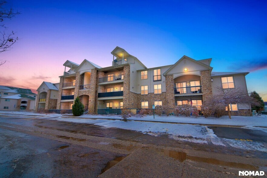 Building Photo - 7222 S Blackhawk St