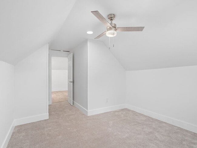 Building Photo - Home for rent in Hohenwald