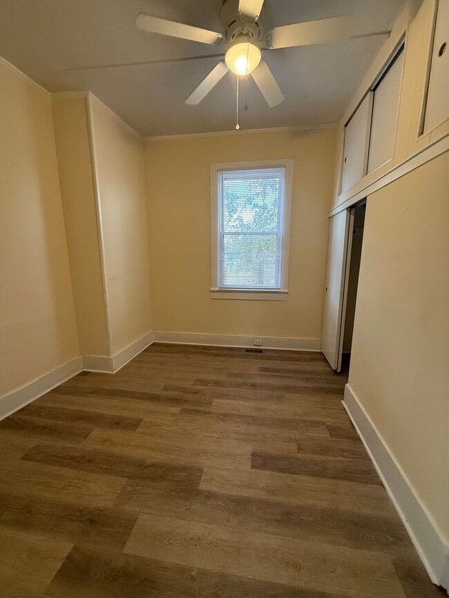 Building Photo - Downtown Wilmington - 3 Bedroom House