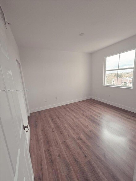 Building Photo - 9021 SW 94th St