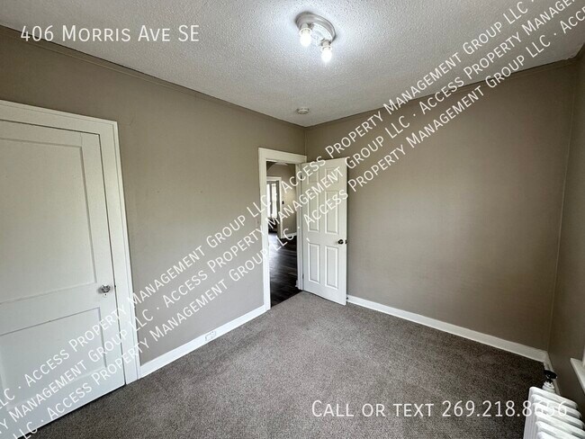 Building Photo - 406 Morris Ave SE