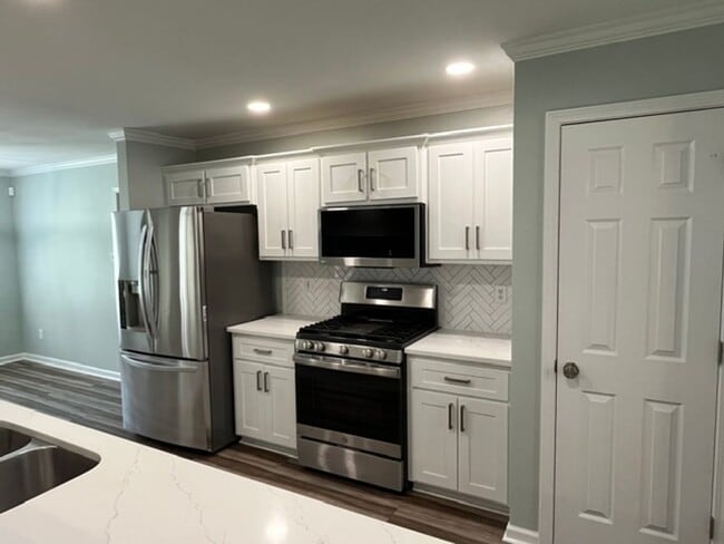 Building Photo - Beautiful 4 Bedroom 2 and a Half Bathroom in the Heart of Sherwood, AR