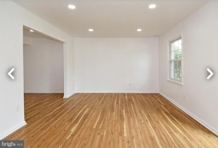 Building Photo - 6429 Fenestra Ct