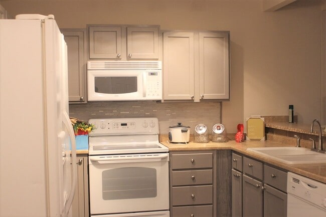 Building Photo - 1155 Princess Katy Ave